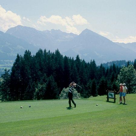 Golf courses near the Alphotel